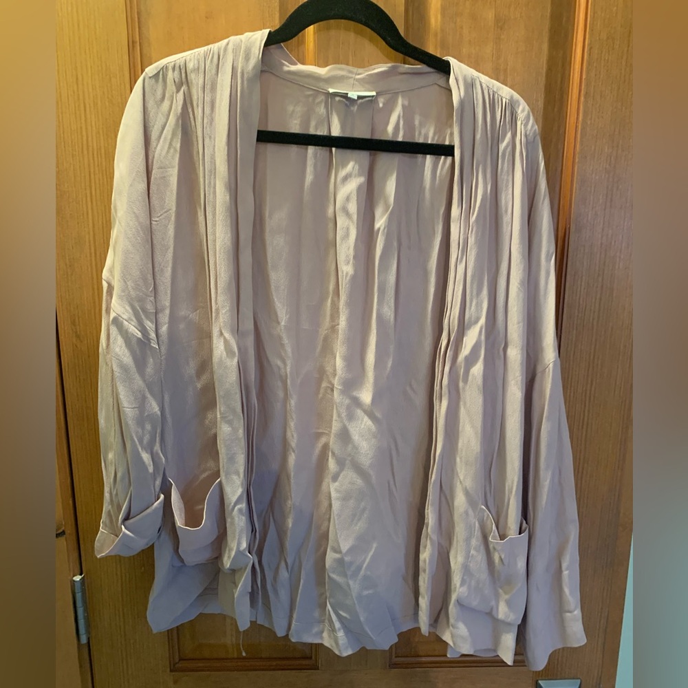 Aritzia blush pink blouse jacket